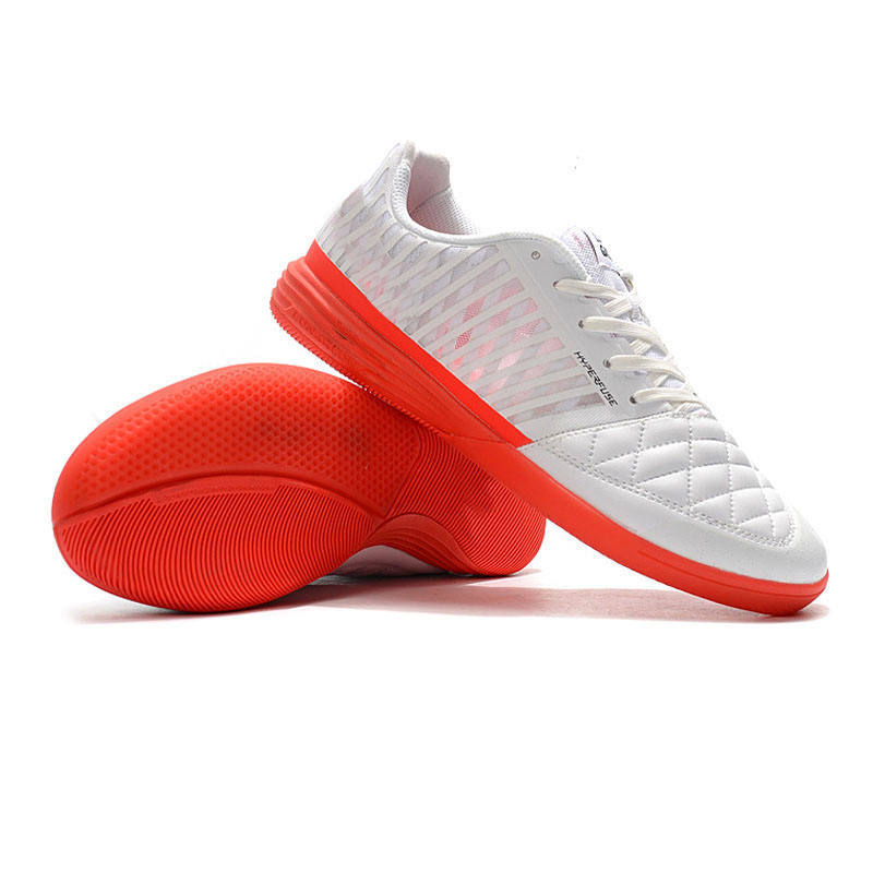 Wear-Resistant-Football-Boots-Outdoor-Men-Soccer-Shoes-for-Wholesales.jpg